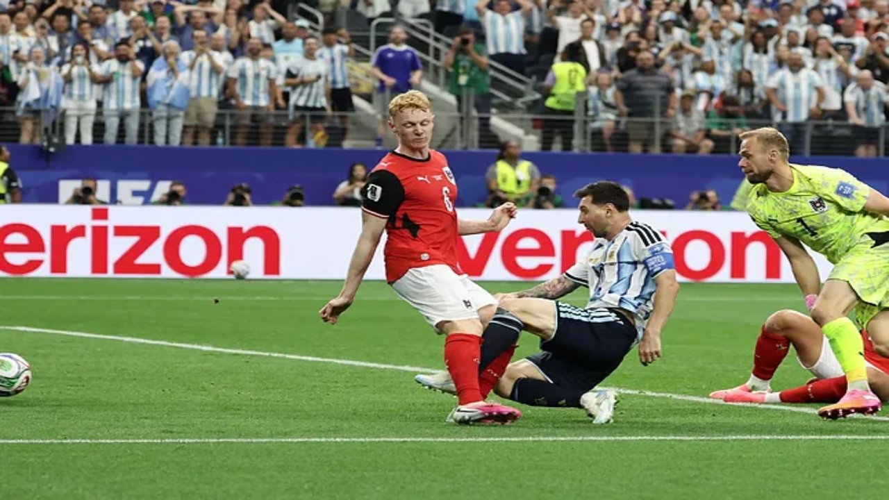 Con marca histórica: Messi brilló con doblete en el triunfo argentino ante Austria