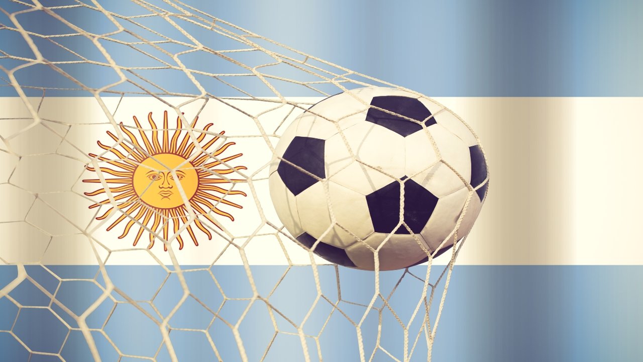 Argentina reacciona a tiempo y sella una remontada memorable ante Inglaterra