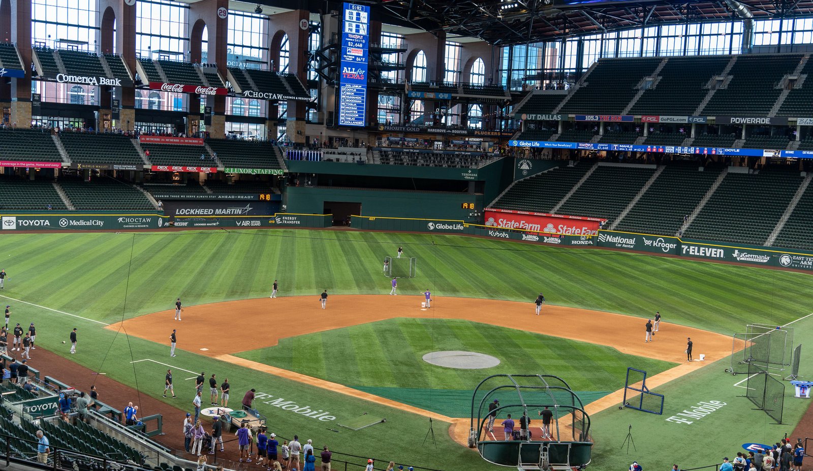 Texas Rangers ajusta sus piezas: El movimiento por Josh Smith, la permanencia de deGrom y la ruta a seguir