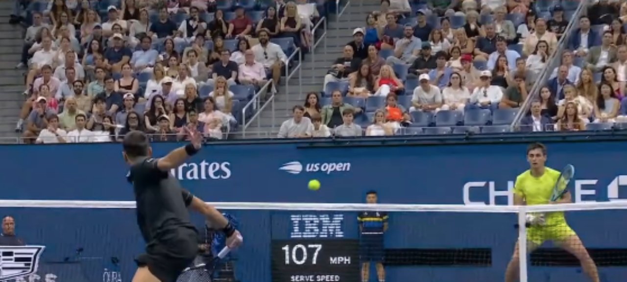 Mariano Navone da el gran golpe del US Open y elimina a Novak Djokovic
